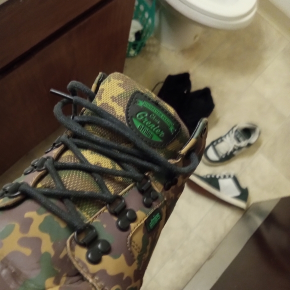 Etnies Chris greener boots 10.5 camo - Picture 2 of 3
